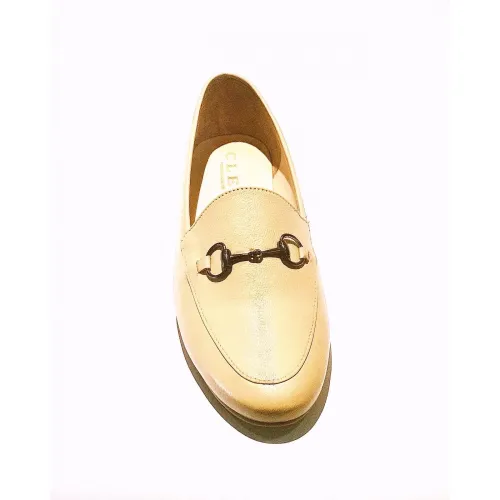 C110 - Flat Leather